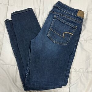American Eagle Outfitters Dark Blue Skinny Jeans, these run a tad smaller (J309)